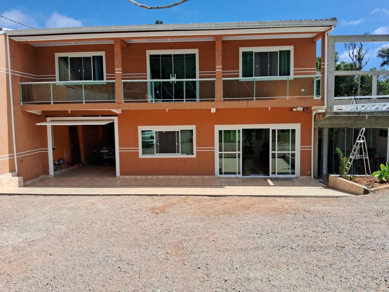 Chácara, 3 quartos, 2395 m² - Foto 1